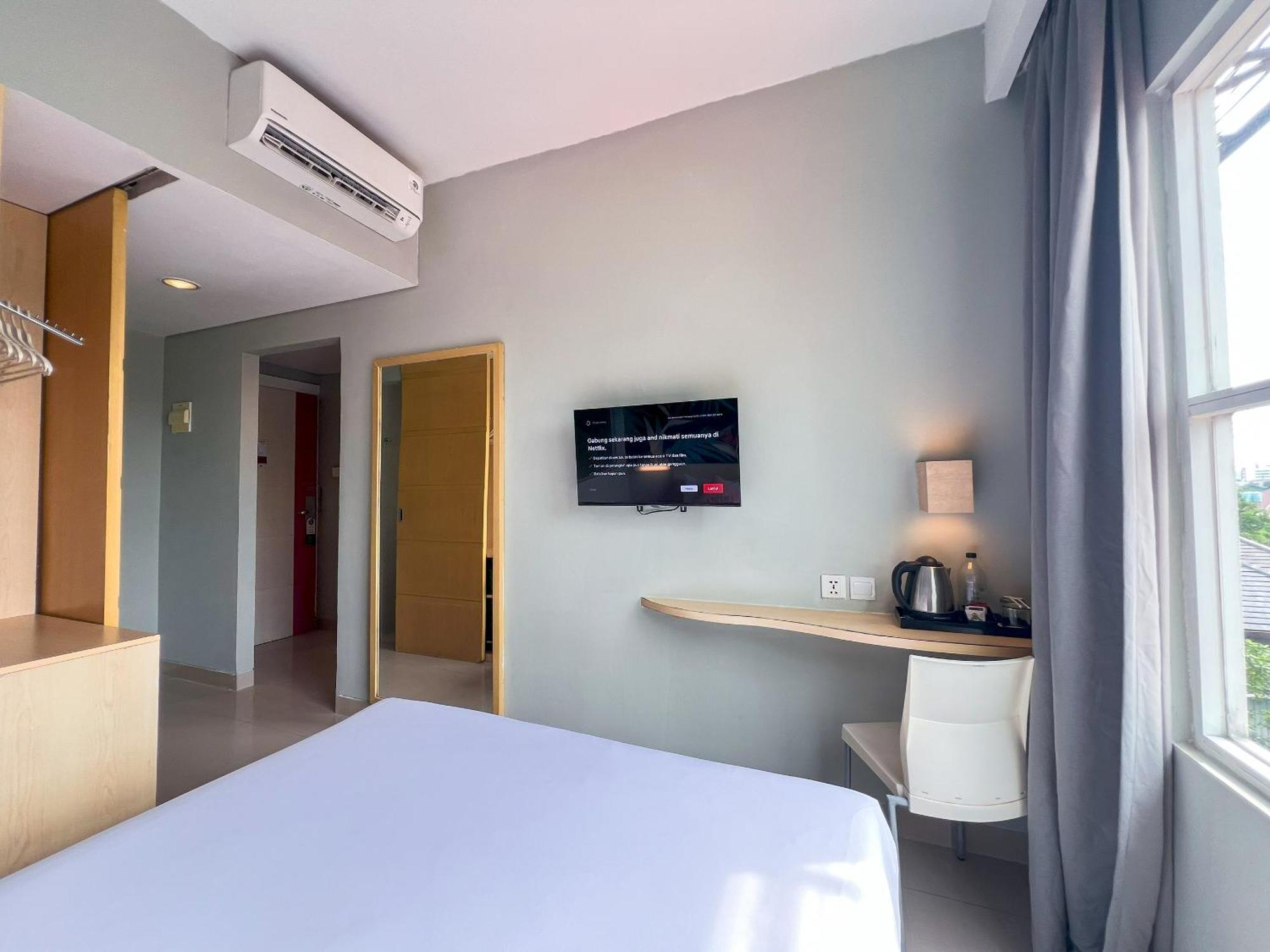Liberta Hotel Kemang Jakarta Exterior foto